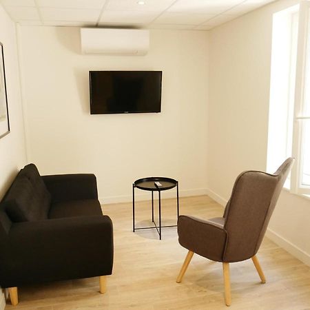 Appartement Avec Chambre - Entree Spa Incluse Bourbon-Lancy Exteriör bild
