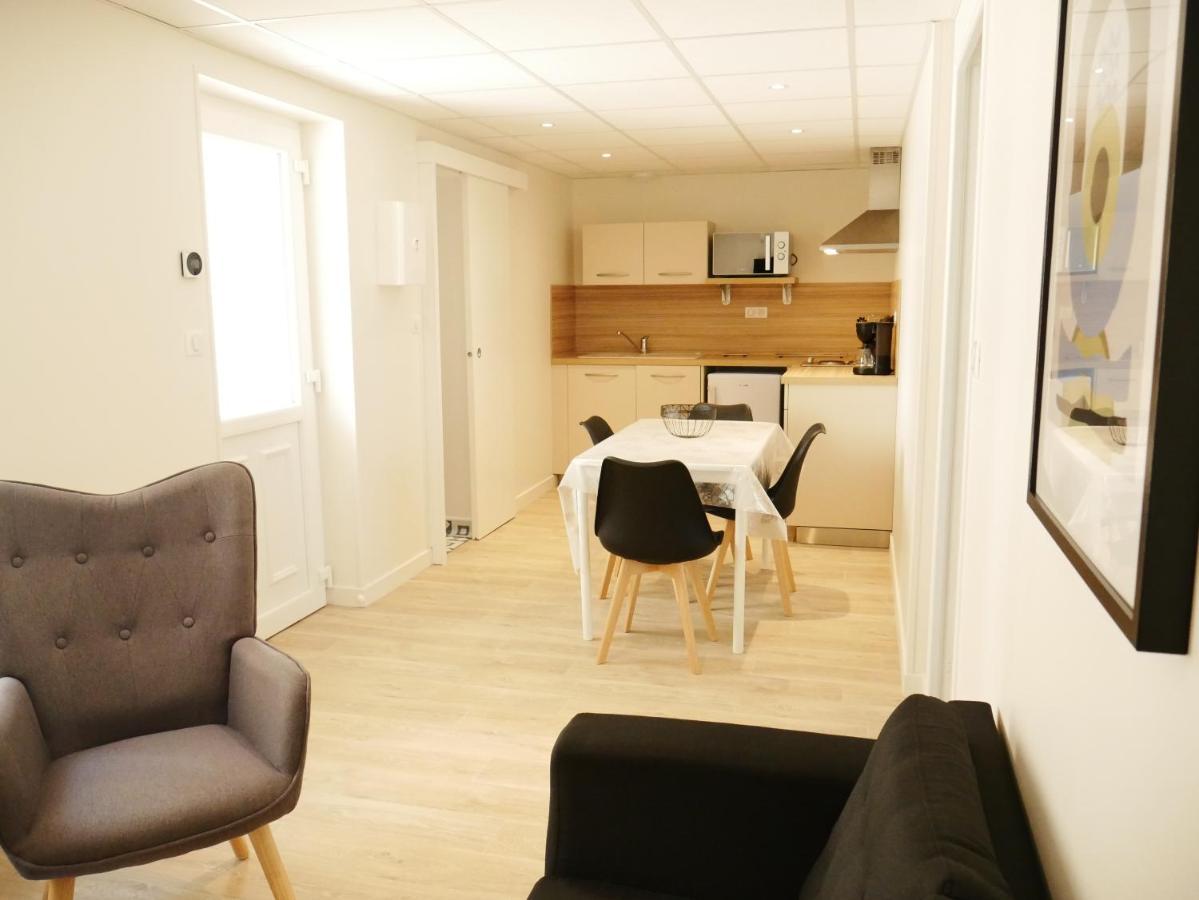 Appartement Avec Chambre - Entree Spa Incluse Bourbon-Lancy Exteriör bild