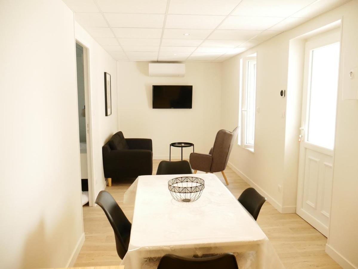Appartement Avec Chambre - Entree Spa Incluse Bourbon-Lancy Exteriör bild